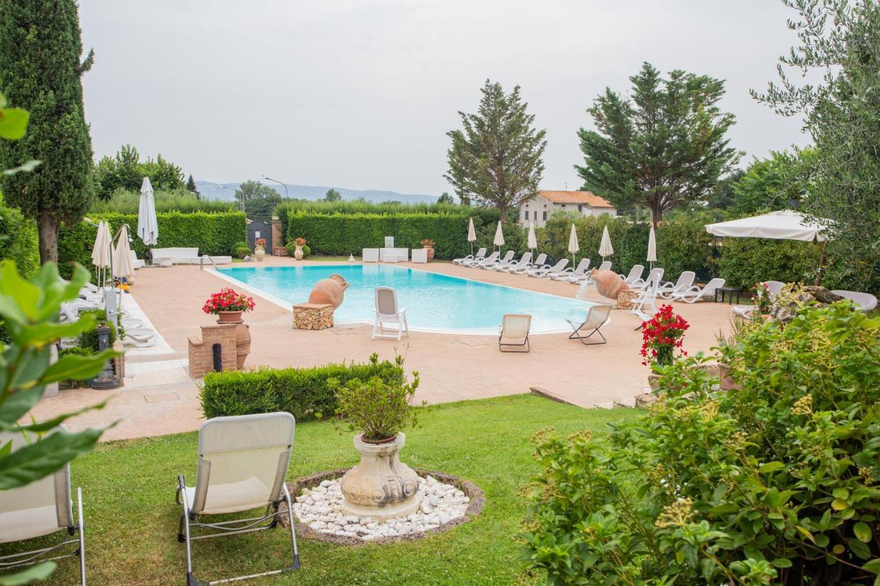 Hotel Villa Verde Rivotorto Exterior photo